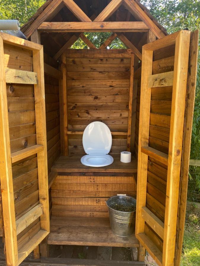 Kingfisher Cabin - Wild Escapes Wrenbury Off Grid Glamping - Ages 12 And Over Baddiley ภายนอก รูปภาพ